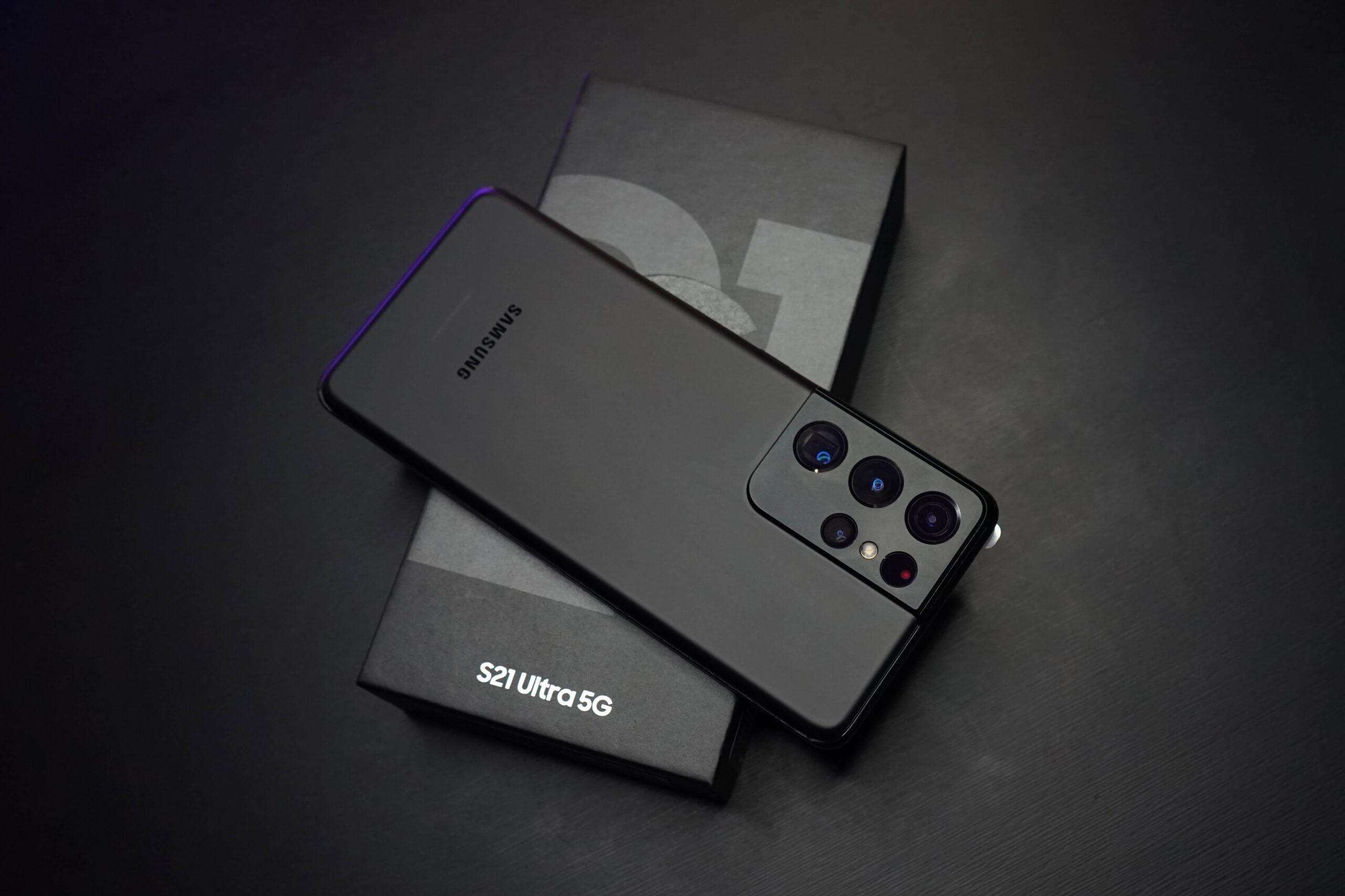 Samsung S21 Ultra 5G phone